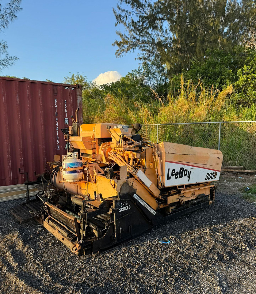 Leeboy 8000 - Asfaldilaotur: pilt 2 Leeboy 8000 - Asfaldilaotur: pilt 2