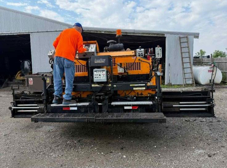 Leeboy 8515E - Asfaldilaotur: pilt 5 Leeboy 8515E - Asfaldilaotur: pilt 5