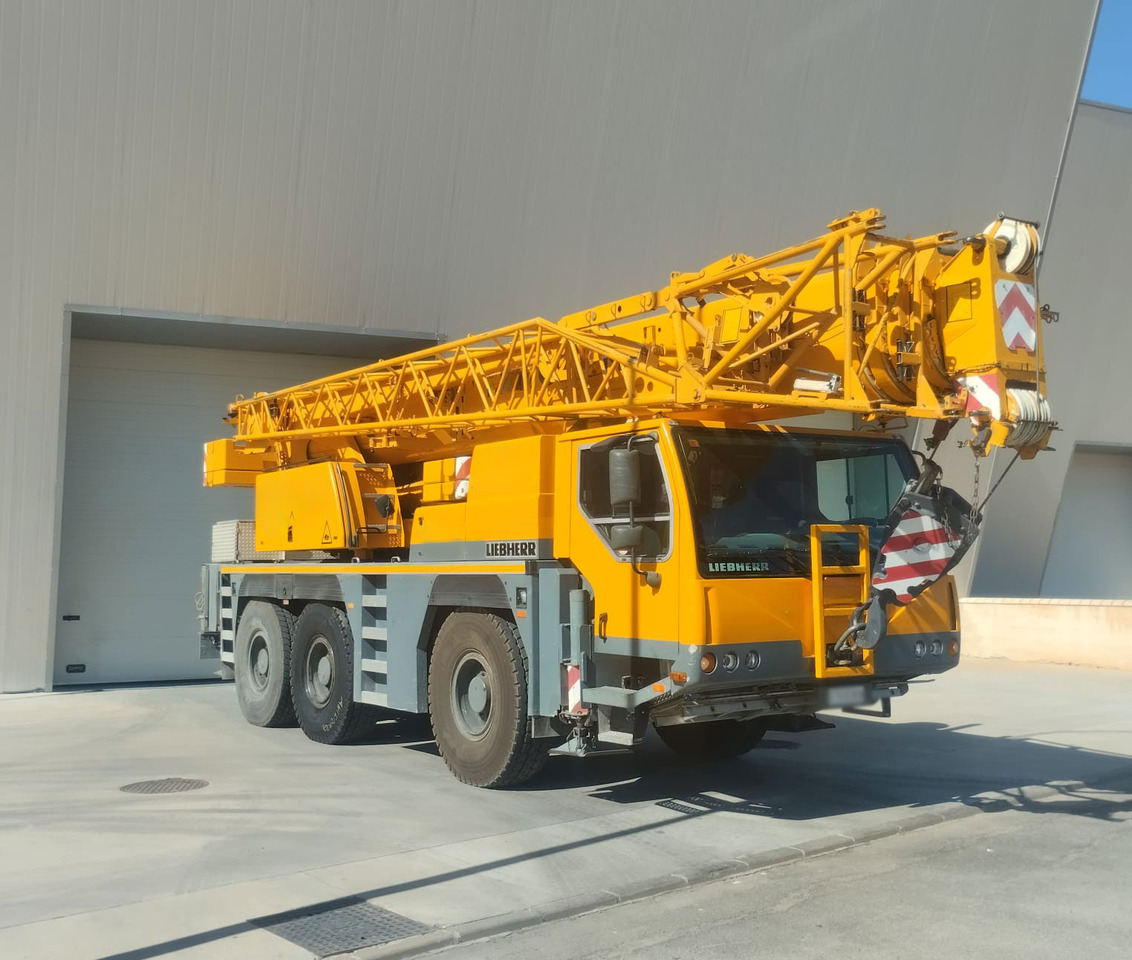 Liebherr LTM 1055-3.1 - Autokraana: pilt 1 Liebherr LTM 1055-3.1 - Autokraana: pilt 1