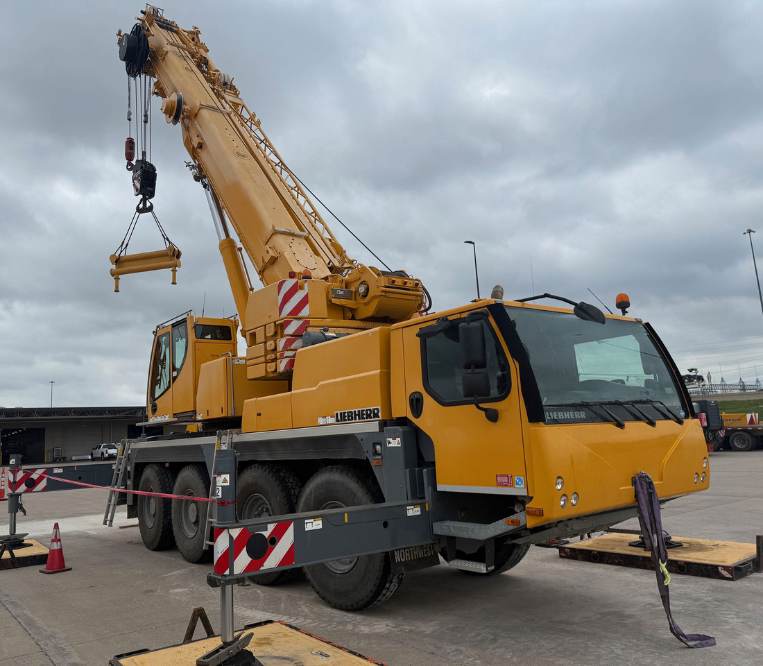 Liebherr LTM 1070-4.2 - Autokraana: pilt 2 Liebherr LTM 1070-4.2 - Autokraana: pilt 2