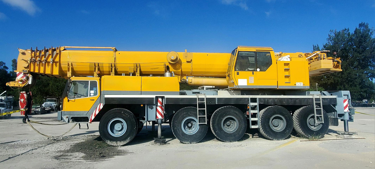 Liebherr LTM 1120-1 - Autokraana: pilt 1 Liebherr LTM 1120-1 - Autokraana: pilt 1