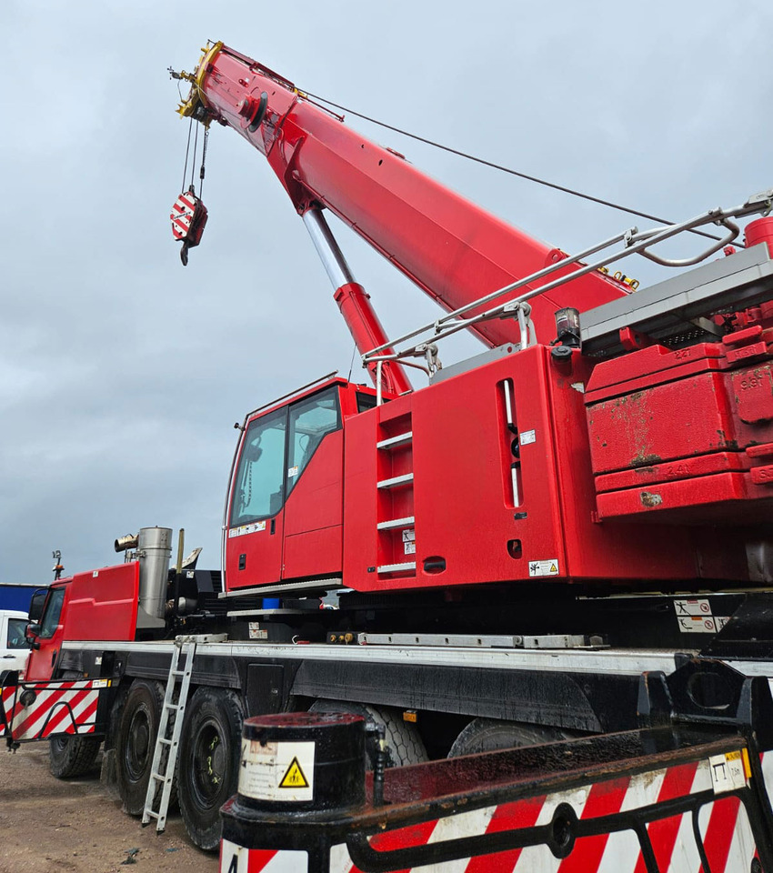 Liebherr LTM 1130-5.1 - Autokraana: pilt 1 Liebherr LTM 1130-5.1 - Autokraana: pilt 1