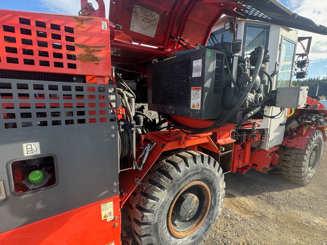 Sandvik DS411 - Suunatav sisetreimismasin: pilt 4 Sandvik DS411 - Suunatav sisetreimismasin: pilt 4