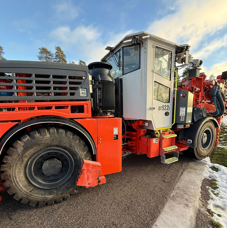 Sandvik DT922I - Puurimisplatvorm: pilt 3 Sandvik DT922I - Puurimisplatvorm: pilt 3