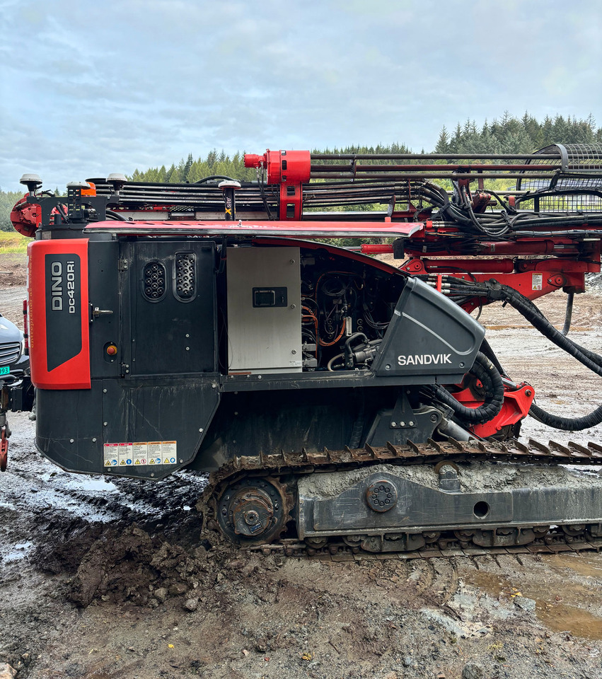 Sandvik Dino DC420Ri S5 - Puurimisplatvorm: pilt 4 Sandvik Dino DC420Ri S5 - Puurimisplatvorm: pilt 4