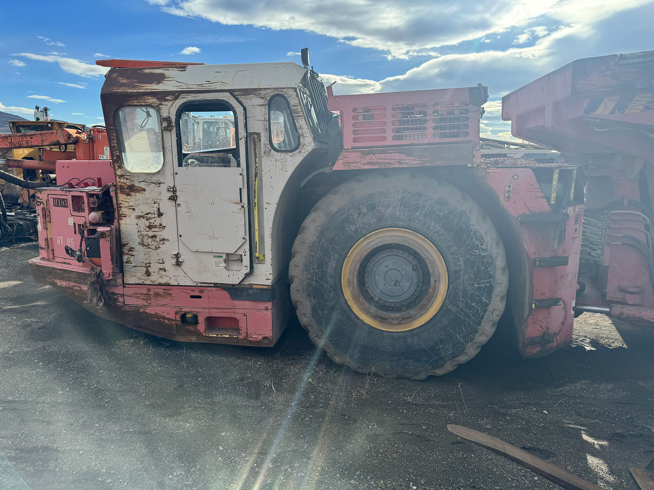 Sandvik TH430 - Kaevandusseadmed: pilt 3 Sandvik TH430 - Kaevandusseadmed: pilt 3