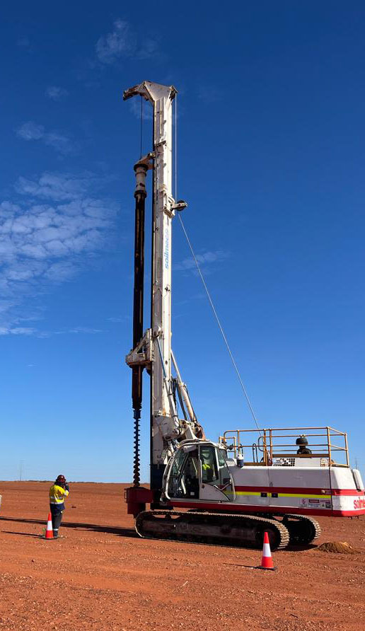 Soilmec SR-30 - Ramm: pilt 1 Soilmec SR-30 - Ramm: pilt 1
