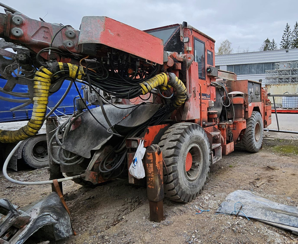 Tamrock Cabolt 530 - Suunatav sisetreimismasin: pilt 3 Tamrock Cabolt 530 - Suunatav sisetreimismasin: pilt 3