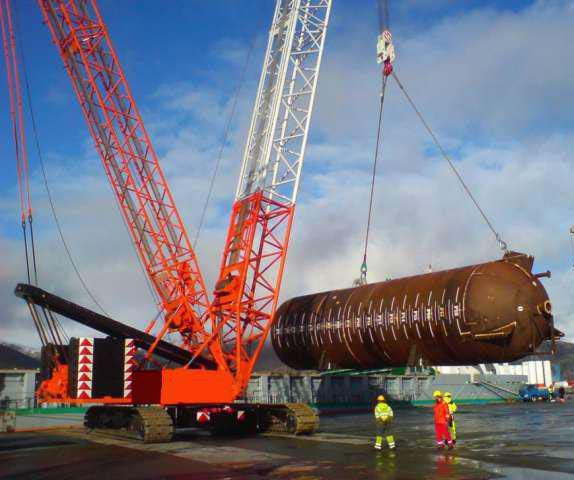 Terex Demag CC 2400-1 - Roomikkraana: pilt 1 Terex Demag CC 2400-1 - Roomikkraana: pilt 1