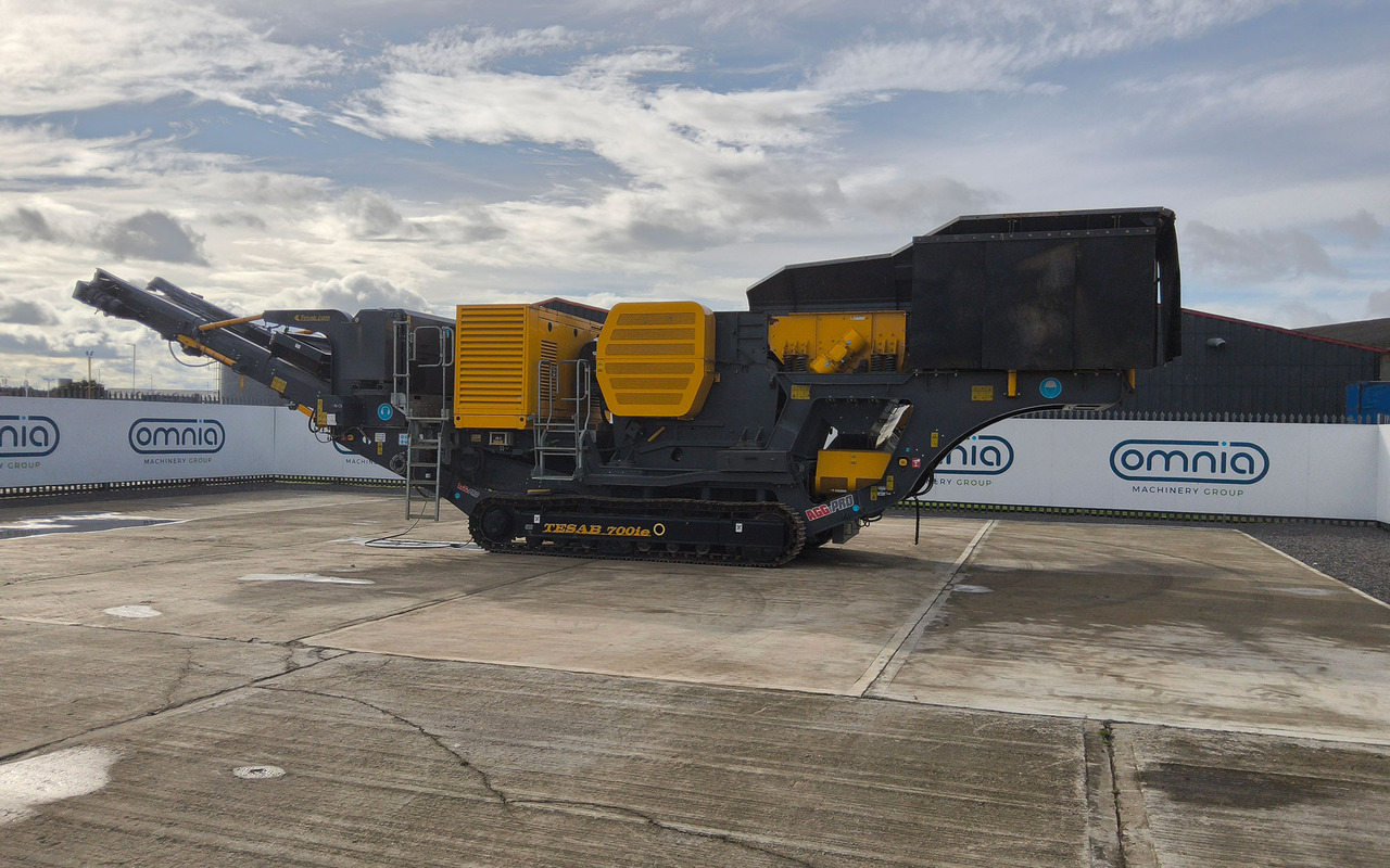 Tesab 700ie - Lõuapurustaja: pilt 4 Tesab 700ie - Lõuapurustaja: pilt 4