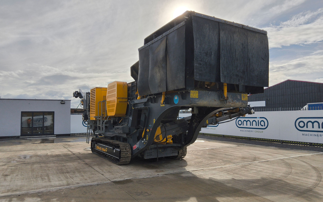 Tesab 700ie - Lõuapurustaja: pilt 5 Tesab 700ie - Lõuapurustaja: pilt 5