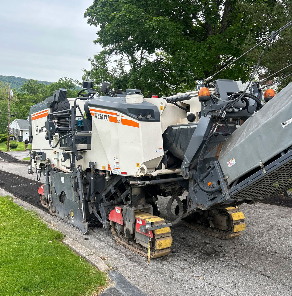 Wirtgen W 150 XFi - Külmhöövel: pilt 1 Wirtgen W 150 XFi - Külmhöövel: pilt 1