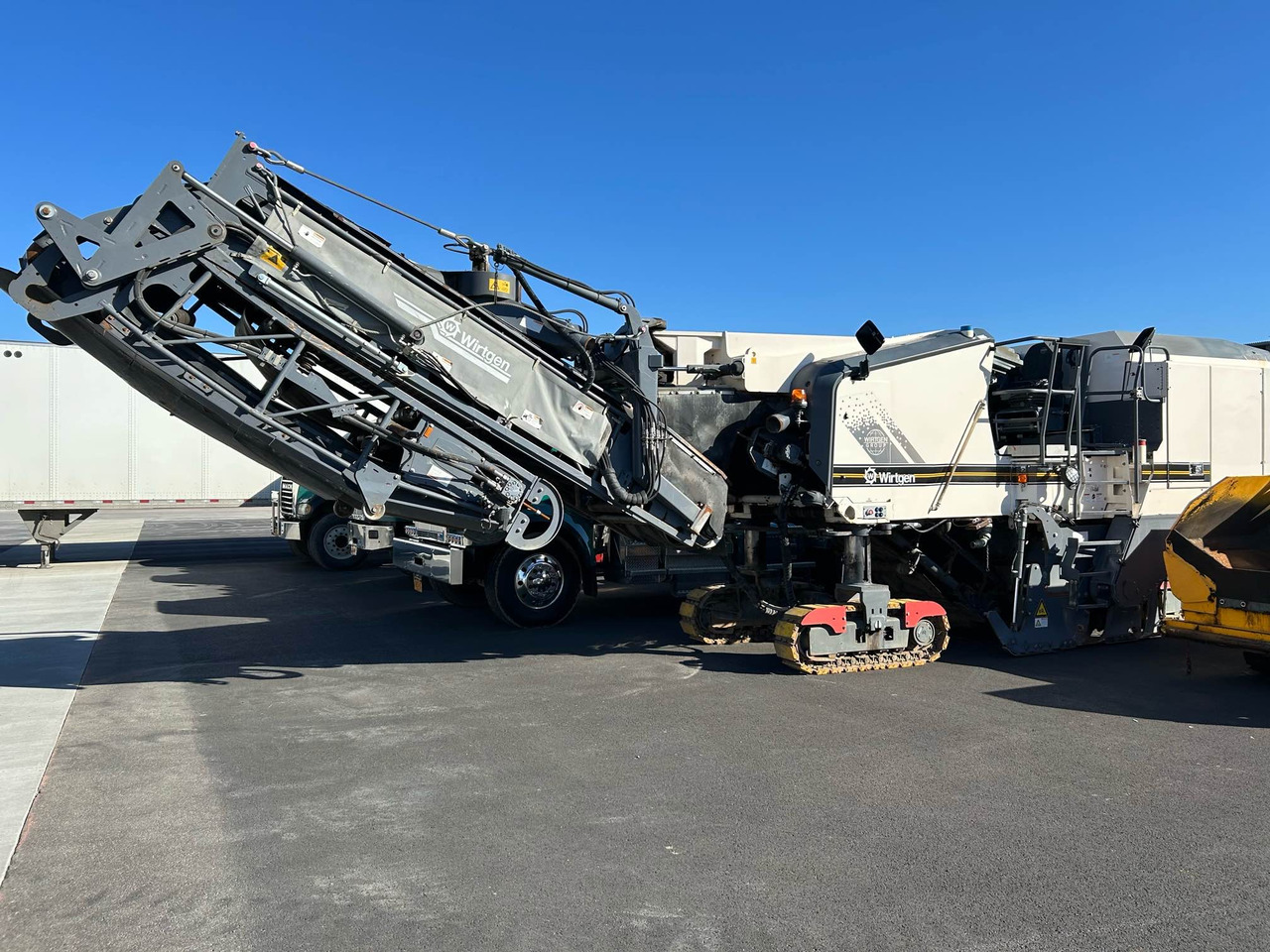 Wirtgen W 200 I - Külmhöövel: pilt 2 Wirtgen W 200 I - Külmhöövel: pilt 2