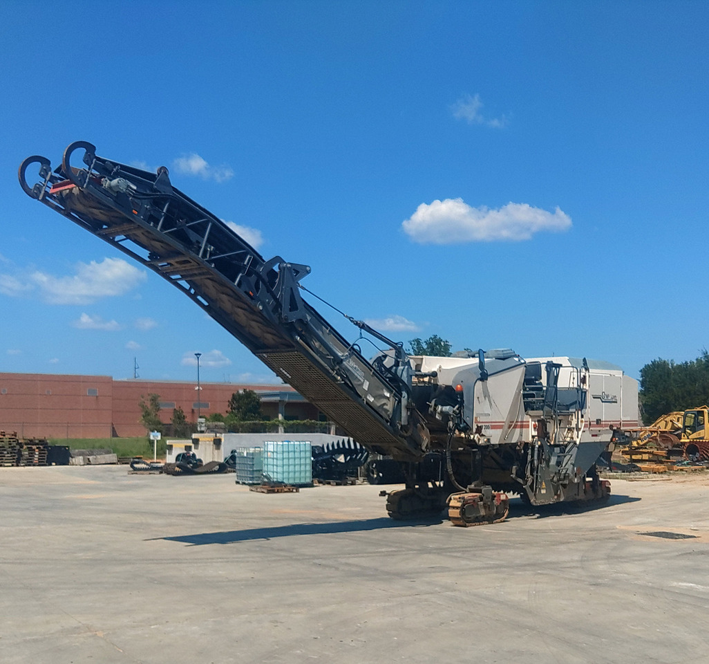 Wirtgen W 200 I - Külmhöövel: pilt 2 Wirtgen W 200 I - Külmhöövel: pilt 2