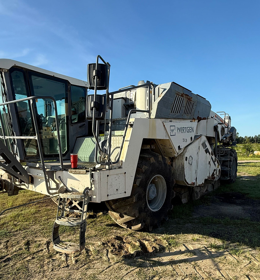 Wirtgen WR 240 I - Pinnasetasandaja: pilt 5 Wirtgen WR 240 I - Pinnasetasandaja: pilt 5
