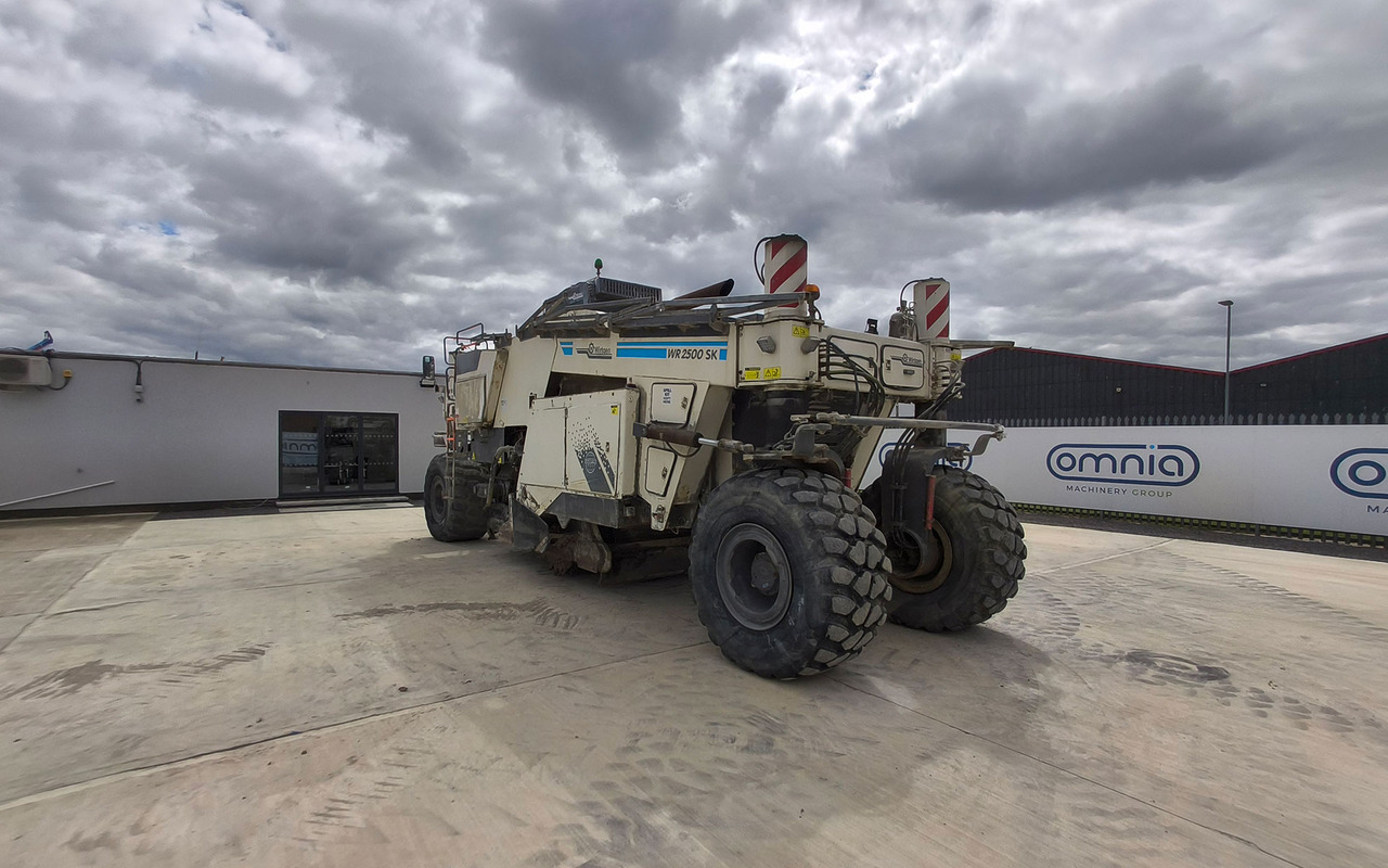 Wirtgen WR 2500 SK - Pinnasetasandaja: pilt 5 Wirtgen WR 2500 SK - Pinnasetasandaja: pilt 5