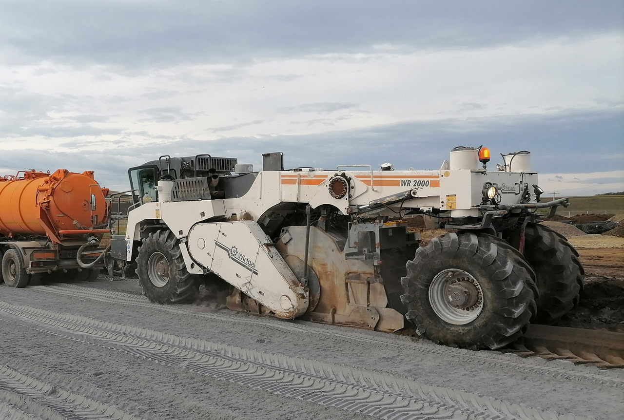 Wirtgen wr 2000 - Pinnasetasandaja: pilt 3 Wirtgen wr 2000 - Pinnasetasandaja: pilt 3