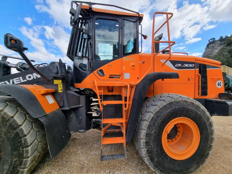 Doosan DL300 - Rataslaadur: pilt 4 Doosan DL300 - Rataslaadur: pilt 4