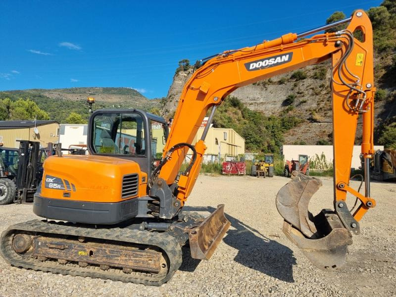 Doosan DX85 - Miniekskavaator: pilt 1 Doosan DX85 - Miniekskavaator: pilt 1