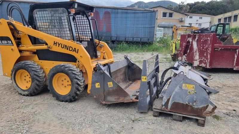 Hyundai HSL650-7A - Kompaktlaadur: pilt 2 Hyundai HSL650-7A - Kompaktlaadur: pilt 2
