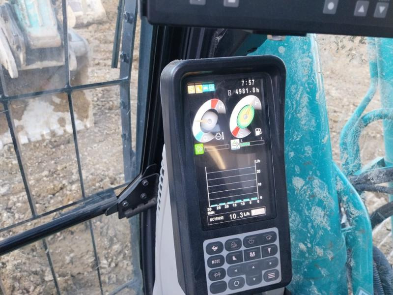 KOBELCO SK210 - Lintekskavaator: pilt 5 KOBELCO SK210 - Lintekskavaator: pilt 5