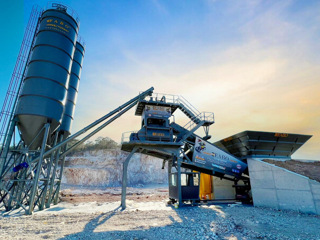 FABO mobile concrete batching plant - Betoonitehas: pilt 1 FABO mobile concrete batching plant - Betoonitehas: pilt 1