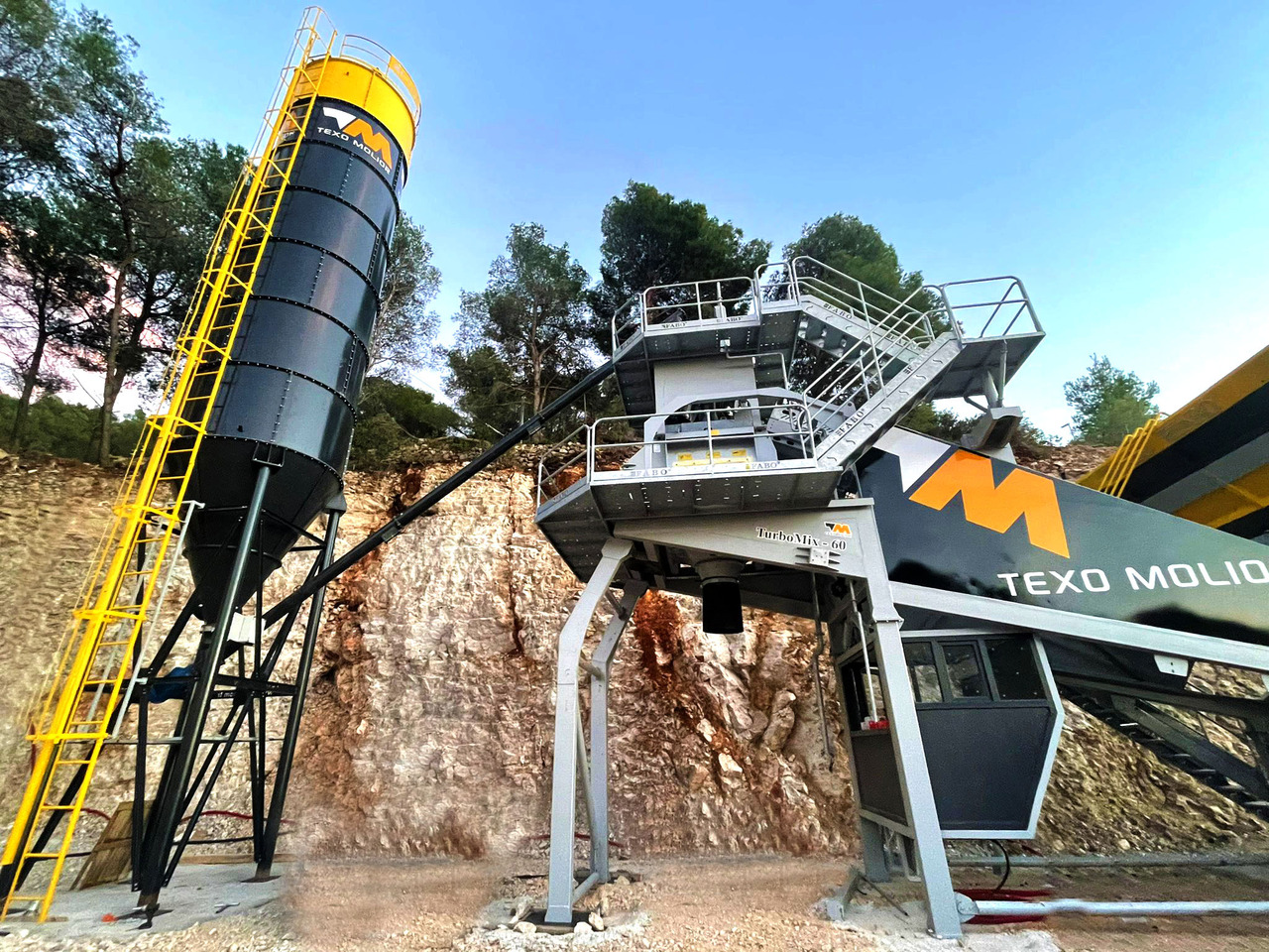 FABO mobile concrete batching plant - Betoonitehas: pilt 1 FABO mobile concrete batching plant - Betoonitehas: pilt 1