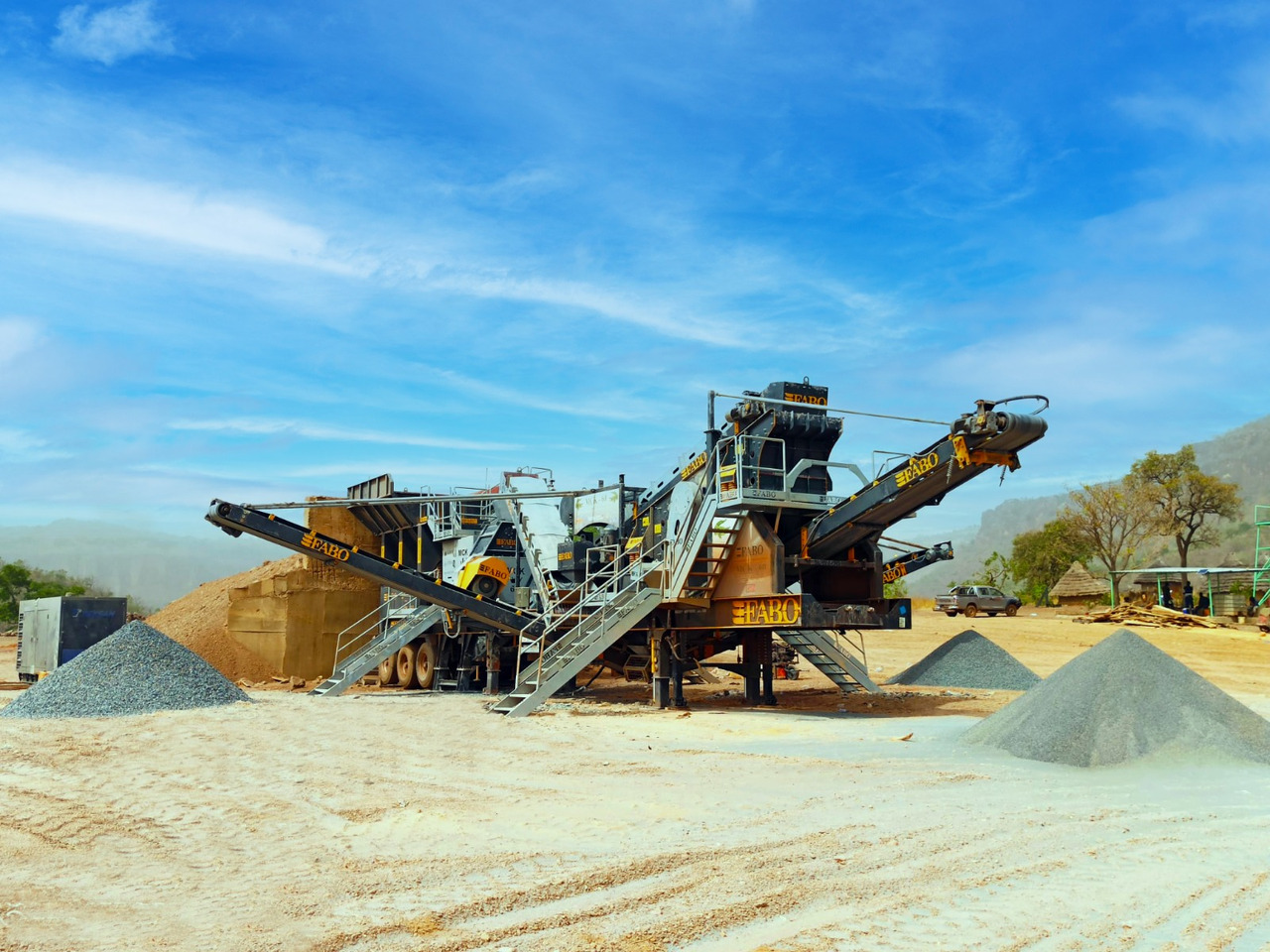 FABO mobile jaw crusher - Mobiilne purusti: pilt 1 FABO mobile jaw crusher - Mobiilne purusti: pilt 1