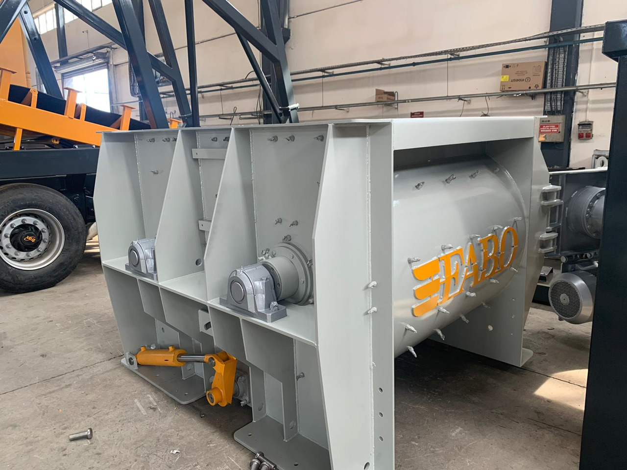 FABO twin shaft mixer - Segumasin: pilt 5 FABO twin shaft mixer - Segumasin: pilt 5