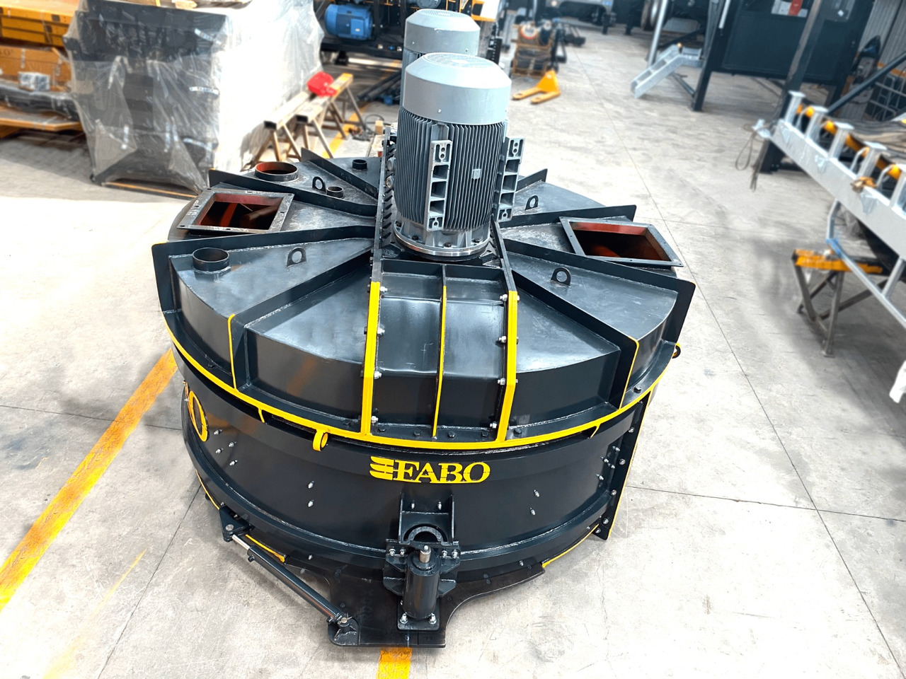 FABO twin shaft mixer - Segumasin: pilt 4 FABO twin shaft mixer - Segumasin: pilt 4