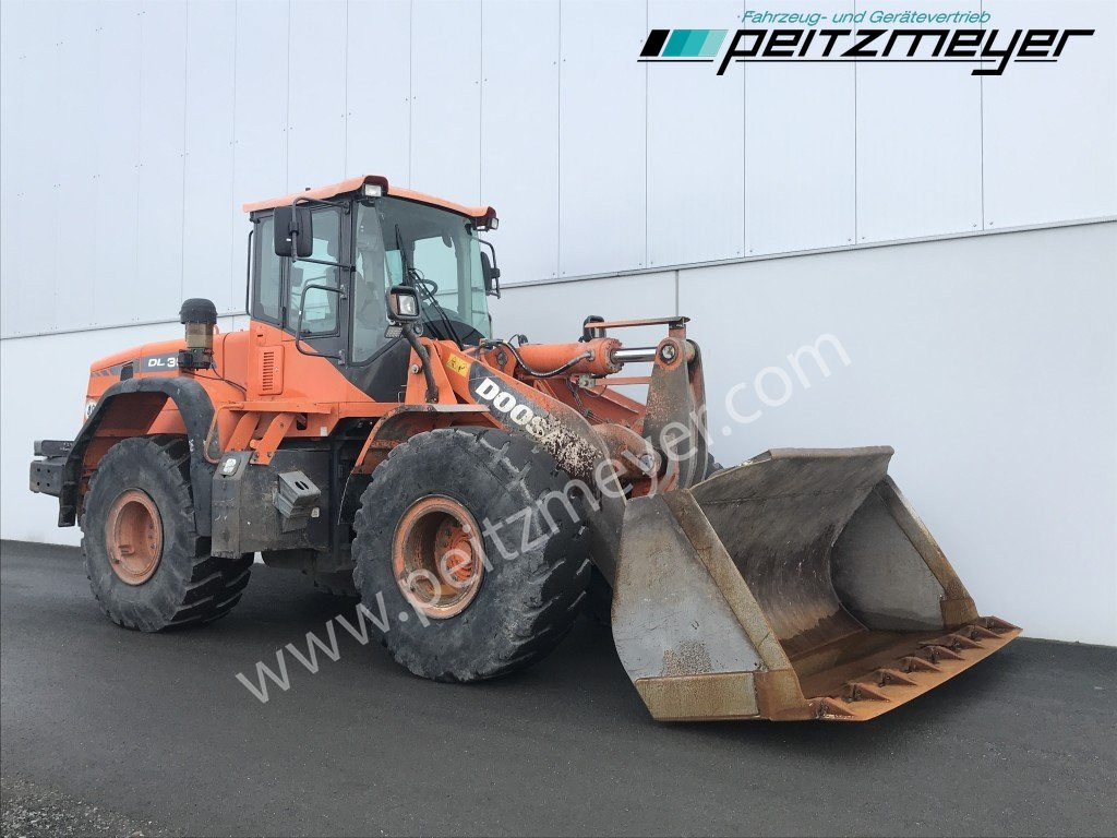 Doosan RADLADER DL 300-3 - Rataslaadur: pilt 2 Doosan RADLADER DL 300-3 - Rataslaadur: pilt 2