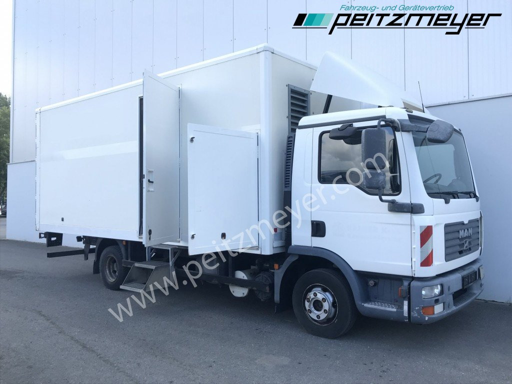 MAN TGL 8.180 BB Koffer mit Seitentür - Kasti veoauto: pilt 2 MAN TGL 8.180 BB Koffer mit Seitentür - Kasti veoauto: pilt 2