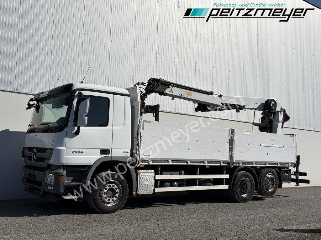 MERCEDES-BENZ Actros 2536 LL Pritsche HMF Heckkran m. Zange Baustoff - Madelveok/ Platvormveok, Kraanaga veoauto: pilt 1 MERCEDES-BENZ Actros 2536 LL Pritsche HMF Heckkran m. Zange Baustoff - Madelveok/ Platvormveok, Kraanaga veoauto: pilt 1