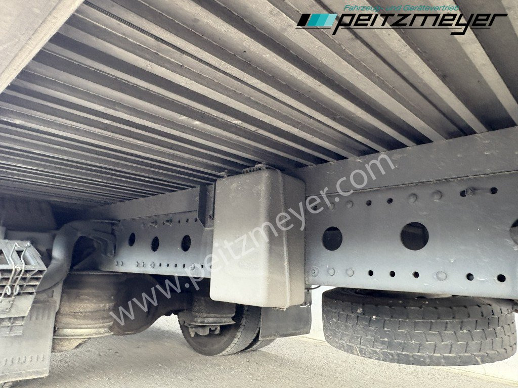 Kasti veoauto MERCEDES-BENZ Atego 823 L Geflügelpritsche L - Fahrerhaus, Klima, 2 x AHK: pilt 42 Kasti veoauto MERCEDES-BENZ Atego 823 L Geflügelpritsche L - Fahrerhaus, Klima, 2 x AHK: pilt 42