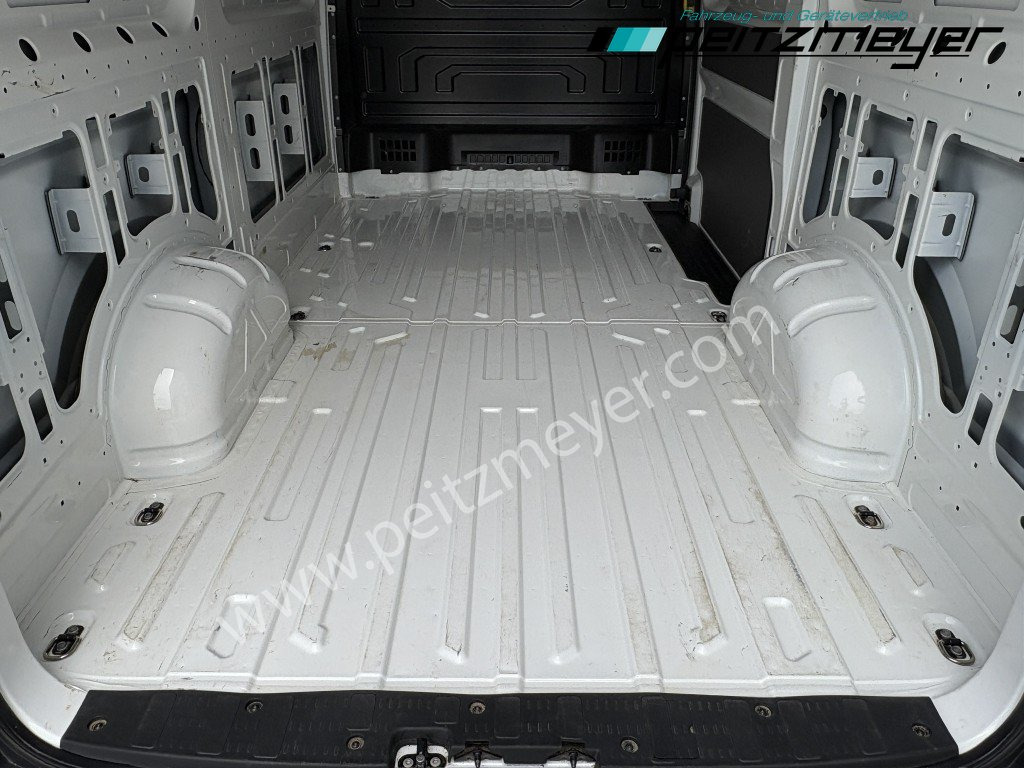 Väike kaubik VOLKSWAGEN-VW CRAFTER 2,0 TDI - 102 PS, mittellang + hoch Euro 6: pilt 26