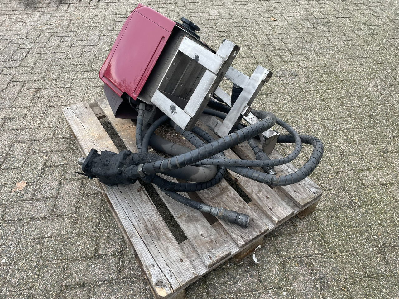 Onbekend 2x gardner denver agr hydro set incl pomp / working floor - Ehitusseade: pilt 3 Onbekend 2x gardner denver agr hydro set incl pomp / working floor - Ehitusseade: pilt 3