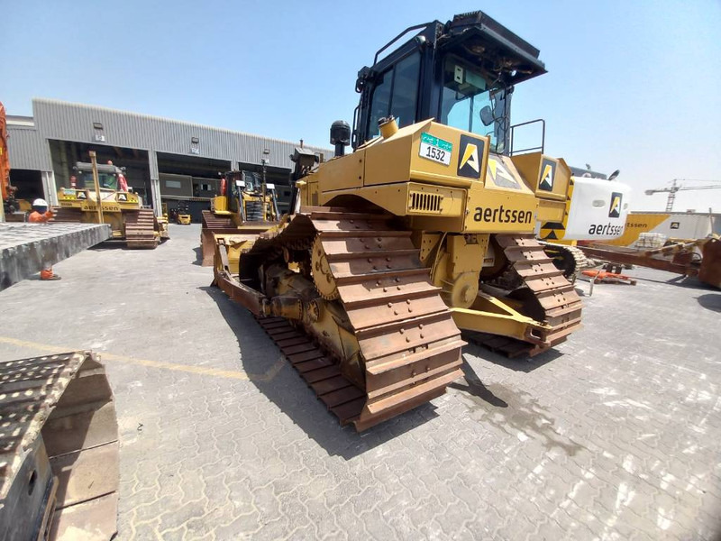 Cat D6R LGP (Abu Dhabi) - Buldooser: pilt 2 Cat D6R LGP (Abu Dhabi) - Buldooser: pilt 2