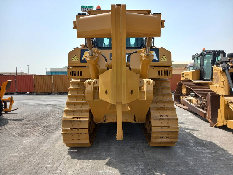 Cat D8R (Abu Dhabi) - Buldooser: pilt 4 Cat D8R (Abu Dhabi) - Buldooser: pilt 4