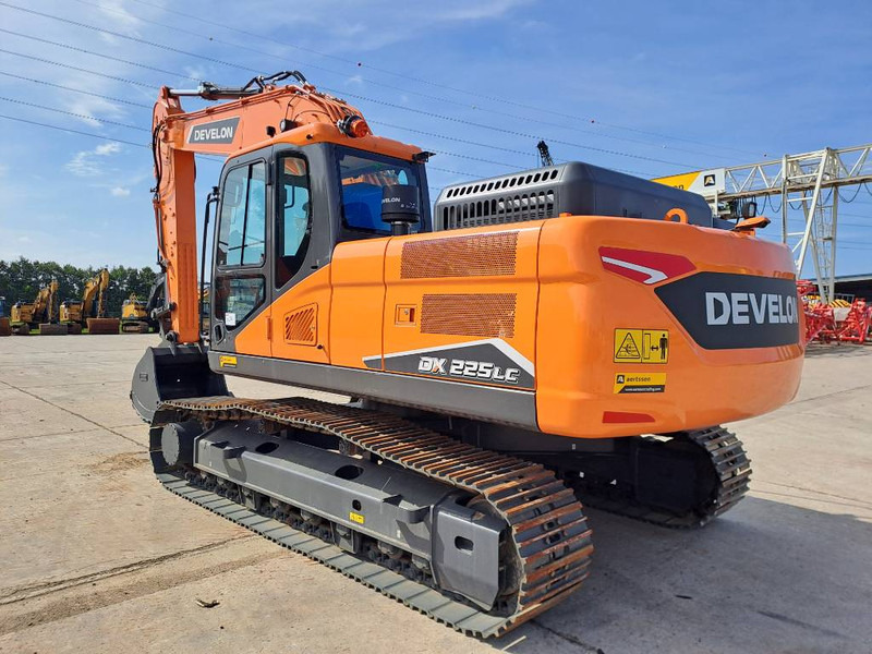 Develon DX225LC-7M (4 pieces available) - Lintekskavaator: pilt 2 Develon DX225LC-7M (4 pieces available) - Lintekskavaator: pilt 2