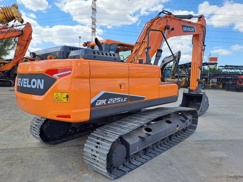 Doosan DX225LC-7M - Lintekskavaator: pilt 4 Doosan DX225LC-7M - Lintekskavaator: pilt 4