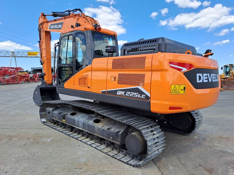 Doosan DX225LC-7M - Lintekskavaator: pilt 2 Doosan DX225LC-7M - Lintekskavaator: pilt 2