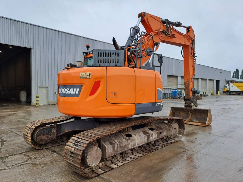Doosan DX235LCR-5 (+ 3 Buckets) - Lintekskavaator: pilt 4 Doosan DX235LCR-5 (+ 3 Buckets) - Lintekskavaator: pilt 4