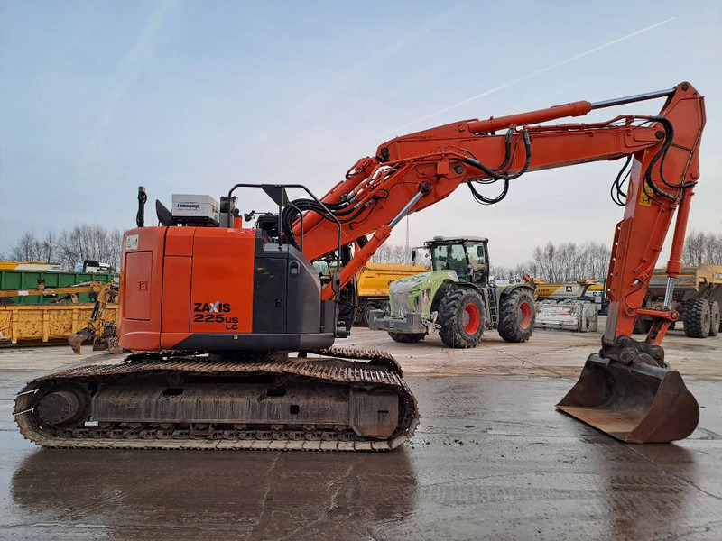 Hitachi ZX 225 US LC-5 B (Trimble GPS Prepared) - Lintekskavaator: pilt 5 Hitachi ZX 225 US LC-5 B (Trimble GPS Prepared) - Lintekskavaator: pilt 5