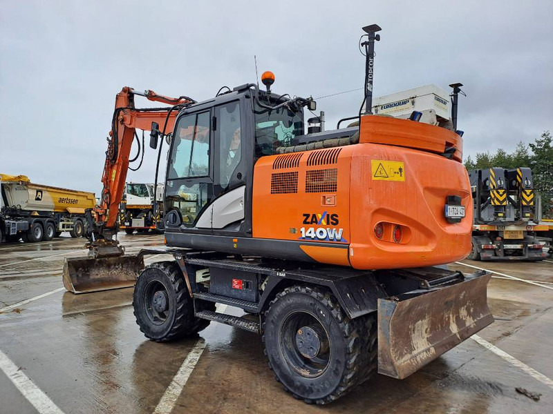 Hitachi ZX140WTB-6 (Topcon GPS+Engcon Rototilt) - Ratastel ekskavaator: pilt 2 Hitachi ZX140WTB-6 (Topcon GPS+Engcon Rototilt) - Ratastel ekskavaator: pilt 2