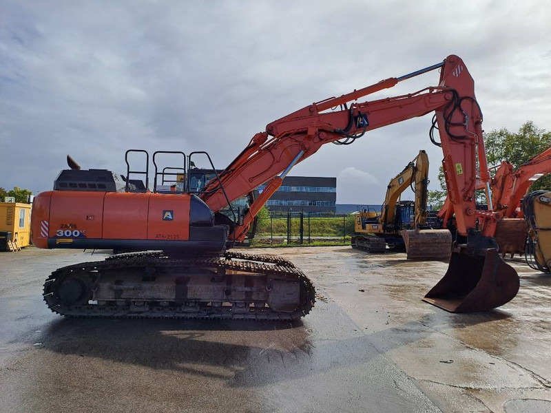 Hitachi ZX300LC-6 - Lintekskavaator: pilt 5 Hitachi ZX300LC-6 - Lintekskavaator: pilt 5