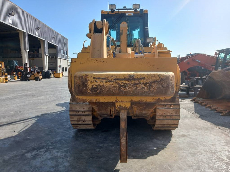 Komatsu D155A-6R (4 Pcs available in Abu Dhabi) - Buldooser: pilt 2 Komatsu D155A-6R (4 Pcs available in Abu Dhabi) - Buldooser: pilt 2