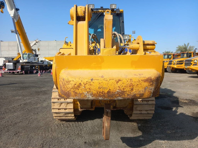 Komatsu D155A-6R (4 pcs available in Abu Dhabi) - Buldooser: pilt 3 Komatsu D155A-6R (4 pcs available in Abu Dhabi) - Buldooser: pilt 3
