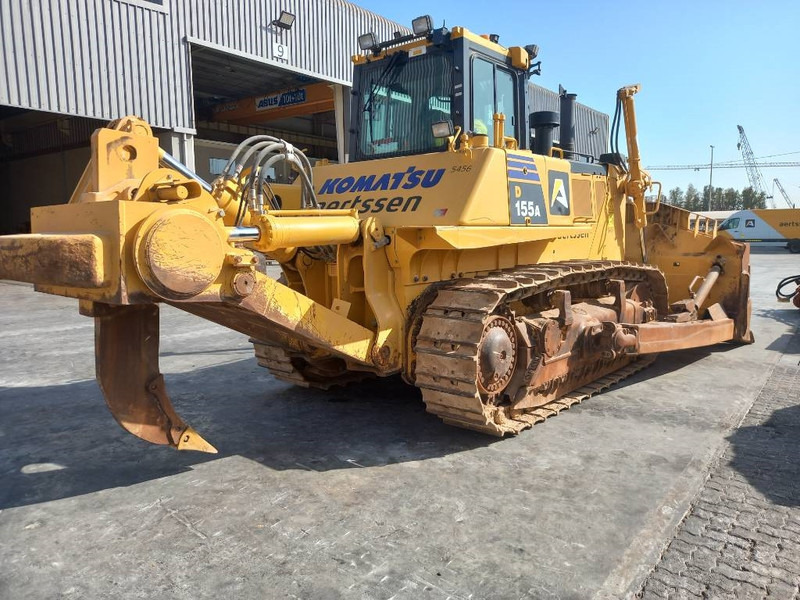 Komatsu D155A-6R (4 pcs available in Abu Dhabi) - Buldooser: pilt 3 Komatsu D155A-6R (4 pcs available in Abu Dhabi) - Buldooser: pilt 3