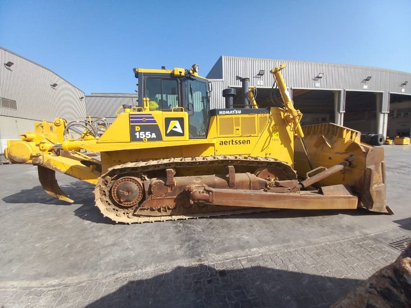 Komatsu D155A-6R (4 pcs available in Abu Dhabi) - Buldooser: pilt 4 Komatsu D155A-6R (4 pcs available in Abu Dhabi) - Buldooser: pilt 4