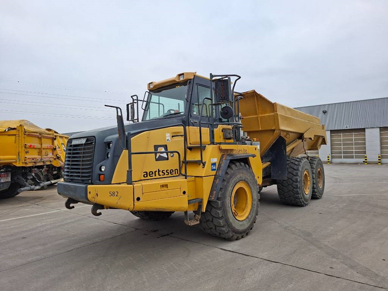Komatsu HM 300-3 - Liigendkallur: pilt 2 Komatsu HM 300-3 - Liigendkallur: pilt 2